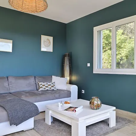 Belle Vue- Direkt Am Meer- 1-2 Haustiere Erlaubt By Interhome * Cervione