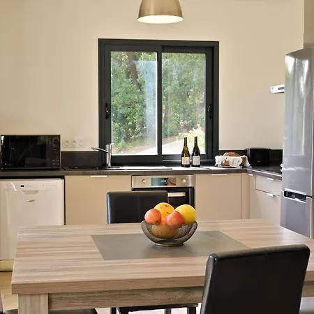 Hébergement de vacances Belle Vue- Direkt Am Meer- 1-2 Haustiere Erlaubt By Interhome *
