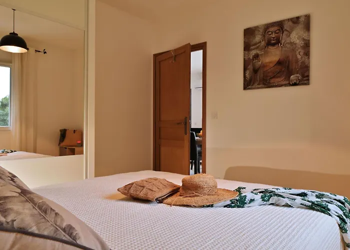 Belle Vue- Direkt Am Meer- 1-2 Haustiere Erlaubt By Interhome Hébergement de vacances Cervione